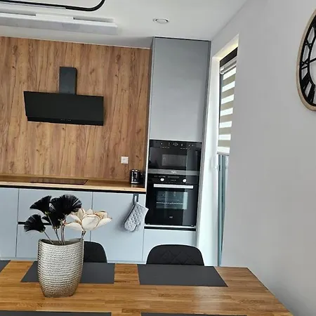 Apartment Moderny 3 - Spalnovy S Velkou Terasou *