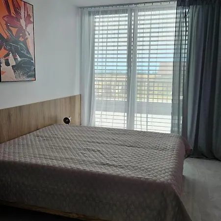 Moderny 3 - Spalnovy S Velkou Terasou *