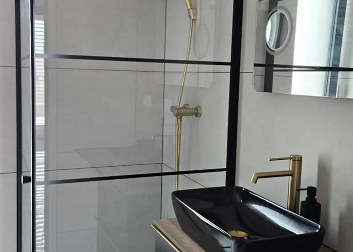 Moderný 3 - Spálňový S Veľkou Terasou Apartamento