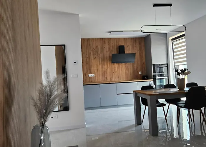 Moderný 3 - Spálňový S Veľkou Terasou Apartamento *